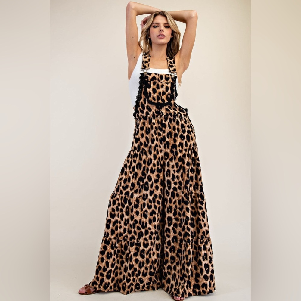Cheetah Print Tiered Wide Leg Overalls - eesome - Picture 5 of 8